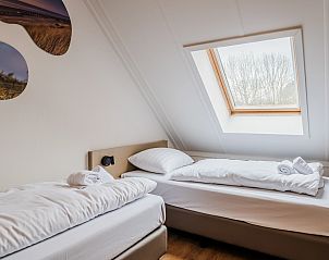 Guest house 600499 - Bungalow Schouwen-Duiveland - R�sidence 't Hof van Haamstede | 6-persoons hoevewoning | 6