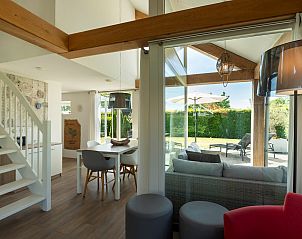 Offener Wohn- und Essbereich im Ferienhaus Zonnedorp 8, De Zeehond in Renesse, Zeeland.