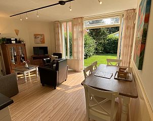 VZ891 Holiday home in Renesse with dining and living area, Schouwen-Duiveland, Zeeland.