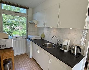 Shower in VZ891 Holiday home in Renesse, Schouwen-Duiveland, Zeeland.