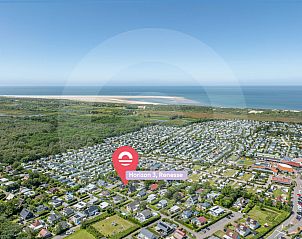 Luftaufnahme von Renesse mit dem Ferienhaus Horizon by the Sea, das in der schnen Umgebung von Zeeland liegt.