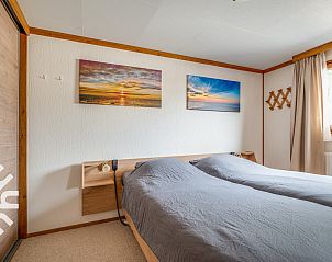 Eetkamer in vakantiehuis ZE1284, Renesse, Schouwen-Duiveland, Zeeland.