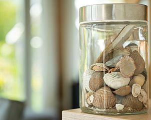 Decorative shell jar in Holiday home Zonnedorp 22 Anoes, Renesse, Zeeland.
