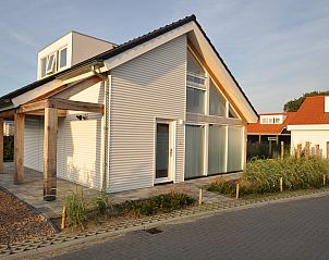 Clean lines and modern design at Het Witte Strandhuis in Renesse, Zeeland.