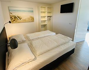 Helles Schlafzimmer im Ferienhaus Zonnedorp 29 Strandloper, Renesse, Schouwen-Duiveland, Zeeland.