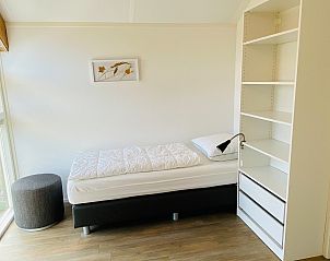 Einzelzimmer mit Aussicht in Ferienhaus Zonnedorp 29 Strandloper, Renesse, Zeeland.