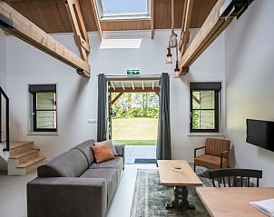 Gezellige woonkamer in Vakantiehuis in Noordwelle, Schouwen-Duiveland, Zeeland.