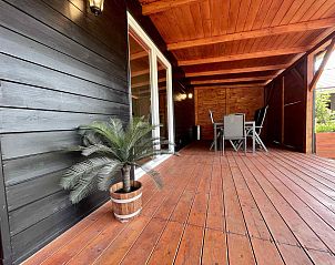 Vakantiehuis ZE086 in Noordwelle, Schouwen-Duiveland, Zeeland met ruime veranda.