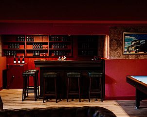 Bar en recreatieruimte in Vakantiehuis in Noordwelle, Schouwen-Duiveland, ideaal voor vermaak.