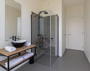 Guest house 610136 - Holiday property Tholen - Vakantiehuis MarinaSerenity