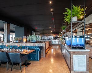 Stijlvol restaurant in Vakantiehuis Oesterdam Resort, Tholen, Zeeland voor culinaire ervaringen.