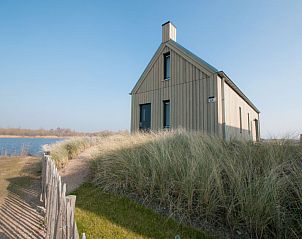 Gezellig vakantiehuis aan het water bij Oesterdam Resort in Tholen, Zeeland.