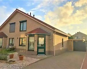 Guest house 610406 • Holiday property Tholen • Luxe 6 persoons vakantiehuis in Stavenisse op 100 meter van 