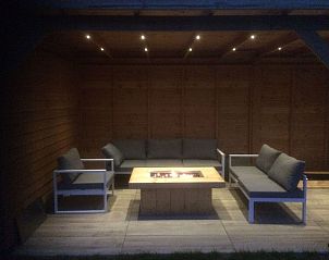 Guest house 610427 - Holiday property Tholen - Vakantiehuis Luxus-Ferienhaus mit Sauna und Kamin