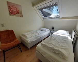 Guest house 610464 - Holiday property Tholen - Vakantiehuis Buurtweg 75