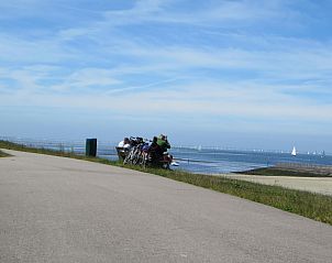 Guest house 610465 - Holiday property Tholen - Vakantiehuis Zand en Zon in Stavenisse