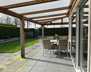 Guest house 610472 - Holiday property Tholen - Vakantiehuis in einem familienfreundlichen Ferienpark