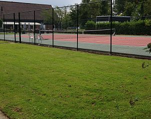 Guest house 610472 - Holiday property Tholen - Vakantiehuis in einem familienfreundlichen Ferienpark