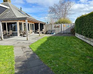 Guest house 610472 - Holiday property Tholen - Vakantiehuis in einem familienfreundlichen Ferienpark