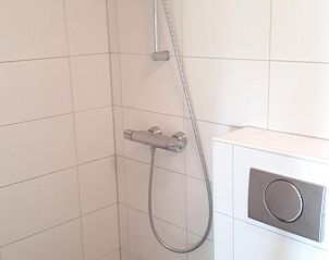 Guest house 610479 - Holiday property Tholen - Vakantiehuis am Meer in Zeeland