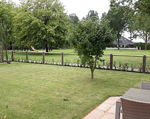 Guest house 610479 - Holiday property Tholen - Vakantiehuis am Meer in Zeeland