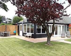 Guest house 610479 - Holiday property Tholen - Vakantiehuis am Meer in Zeeland