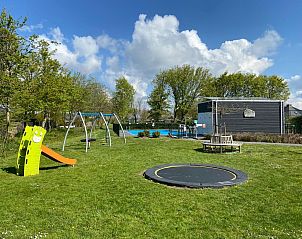 Guest house 610482 - Holiday property Tholen - Vakantiehuis 