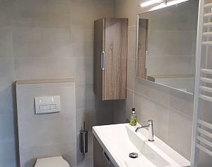 Guest house 610484 - Holiday property Tholen - Vakantiehuis mit privatem Garten und Terrasse