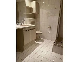 Guest house 610490 - Holiday property Tholen - Vakantiehuis Wundersch�n komplett modernisierter Bungalow.