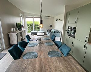 Guest house 611058 - Holiday property Tholen - VZ1028 Luxe vakantiechalet in Scherpenisse