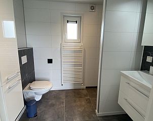 Guest house 611058 - Holiday property Tholen - VZ1028 Luxe vakantiechalet in Scherpenisse