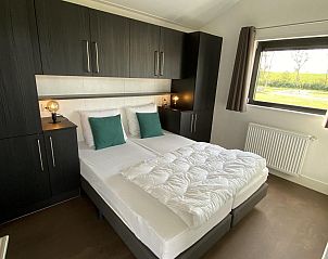 Guest house 611063 - Holiday property Tholen - VZ1035 Luxe vakantiechalet in Scherpenisse