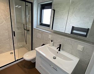 Guest house 611063 - Holiday property Tholen - VZ1035 Luxe vakantiechalet in Scherpenisse