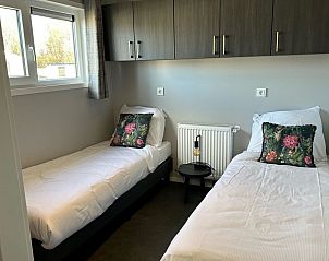 Verblijf 611086 - Vakantiewoning Tholen - Vakantiehuis Vakantiepark de Zeeuwse Parel - De Zeester 6p