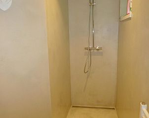 Inloopdouche in VZ906 Vrijstaand Vakantiehuis, Koudekerke, Walcheren, voor ultiem comfort.