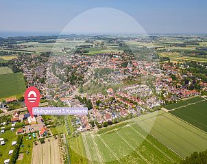 Luftbild von Koudekerke mit Lage des Ferienhauses 'T Bloemenhof, Walcheren, Zeeland.