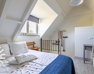 Fully equipped kitchen in vacation home ZE065, Oostkapelle, Walcheren, ideal for families.