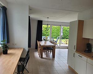 Kitchen with dining area in VZ2330 Holiday home Oostkapelle, Walcheren, Zeeland.