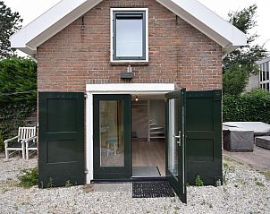 Nebengebude mit Terrassentren im Ferienhaus VZ1158 in Oostkapelle, Walcheren, mit Terrasse.
