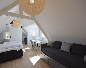 Gezellige slaapkamer op zolder in VZ2316 Vrijstaand vakantiehuis in Oostkapelle, Walcheren, Zeeland.