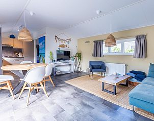 Priv zithoek op het terras van VZ878 Vakantiechalet in Oostkapelle, Walcheren.