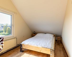 Aerial photo of vacation home ZE414 and surroundings in Oostkapelle, Walcheren, Zeeland.