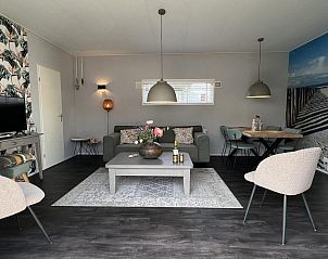 Comfortable living room of VZ652 Chalet Oostkapelle, Zeeland.