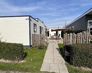 Entrance and garden of VZ652 Chalet Oostkapelle, Walcheren, Zeeland.