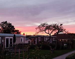 Prachtige zonsondergang bij VZ848 Chalet Oostkapelle, Oostkapelle, Zeeland.
