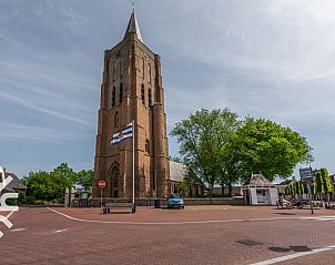 Luchtfoto van ZE228, vakantiehuis in groene omgeving van Oostkapelle, Zeeland.