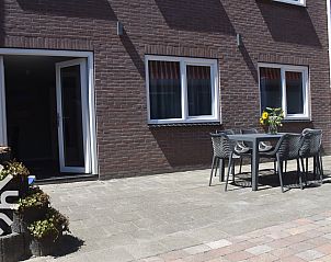 Bedroom with single bed in vacation home ZE926, Westkapelle.