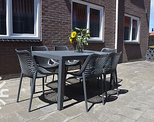 Private terrace with seating at vacation home ZE926, Westkapelle.