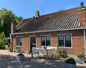 Vakantiehuisje in Domburg met rustieke gevel in Walcheren, Zeeland.