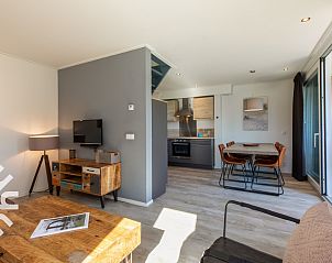 Slaapkamer met tweepersoonsbed in vakantiehuis ZE1445, Aagtekerke, Walcheren.